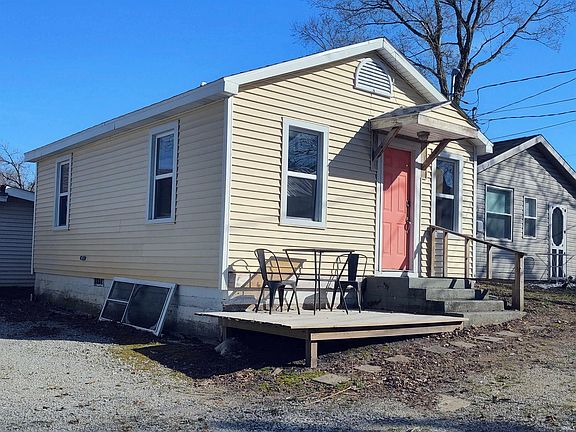 2nd image of 2371 Untalulti Dr #D