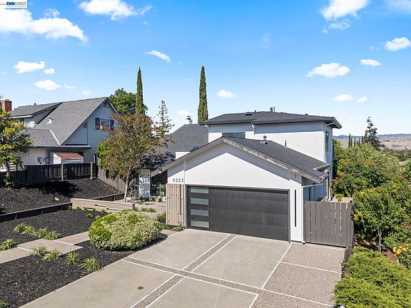 4th image of 6223 Valroy Dr