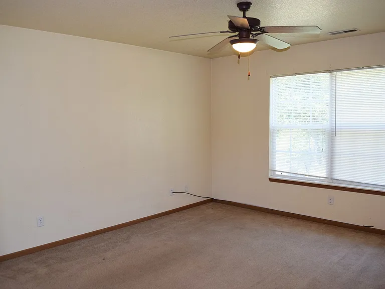 22545B Hollow Oak Ln — Photo 19
