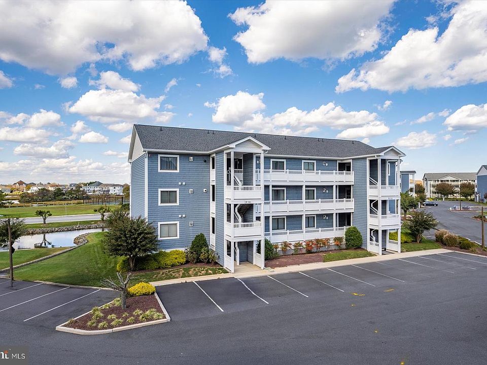 1st image of 201 S Heron Dr #2D