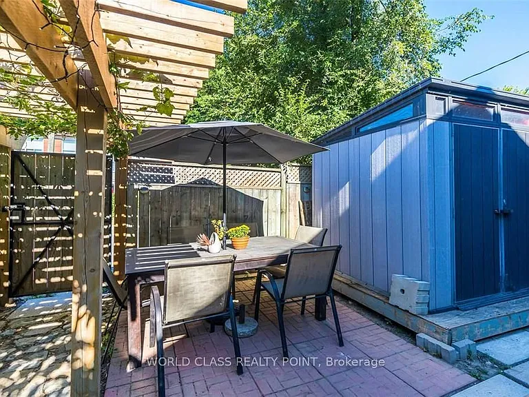 1 McIntosh St — Photo 7