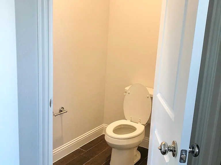 1261 Sharp St — Photo 21