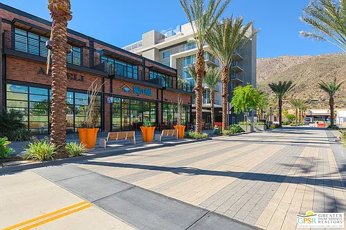 111 N Palm Canyon Dr #201 Photo 1