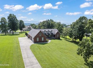 1621 Parton Cir, Seymour, TN 37865