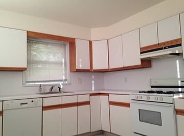 1st image of 199 Woodside Ave #2
