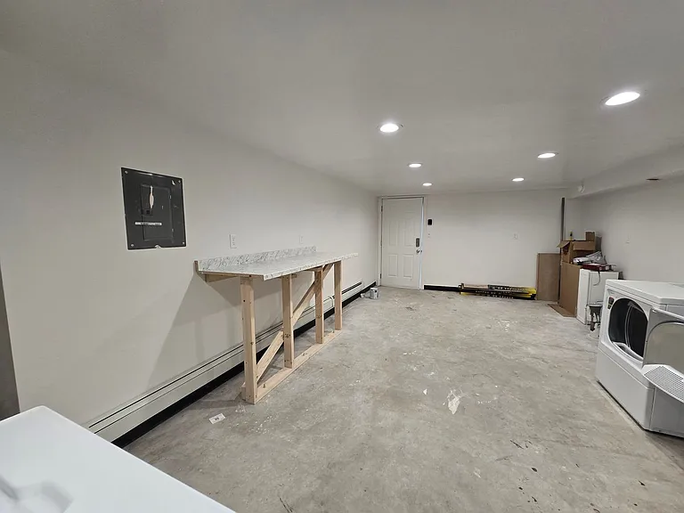 1147 N 24th St — Photo 18