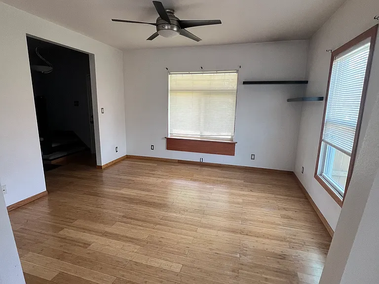 131 S 8th St — Photo 5