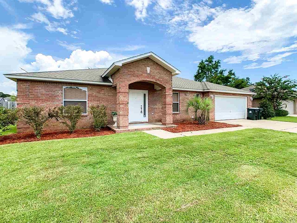 1st image of 4728 Hilarita Cir