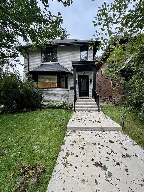 10 Lascelles Blvd #2