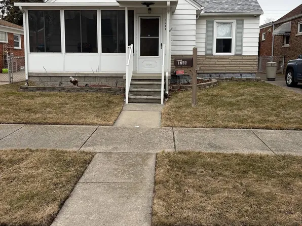 1746 Dee St, Wyandotte, MI 48192