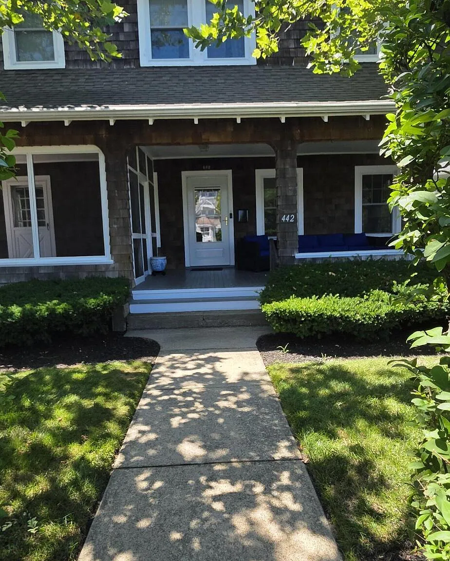 6 bed, 5.0 bath, 3500 sqft, $3,000 — Photo 3