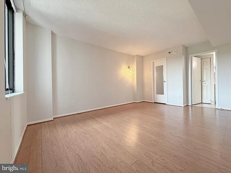 7401 Westlake Ter #610 — Photo 20