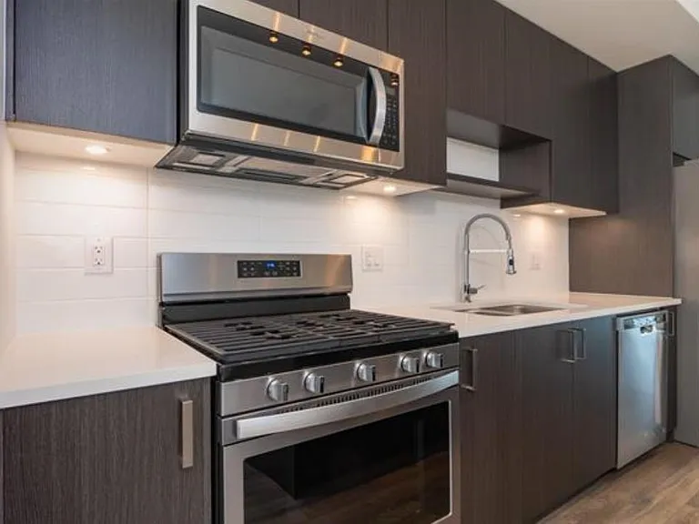 16678 25th Ave #61 — Photo 4
