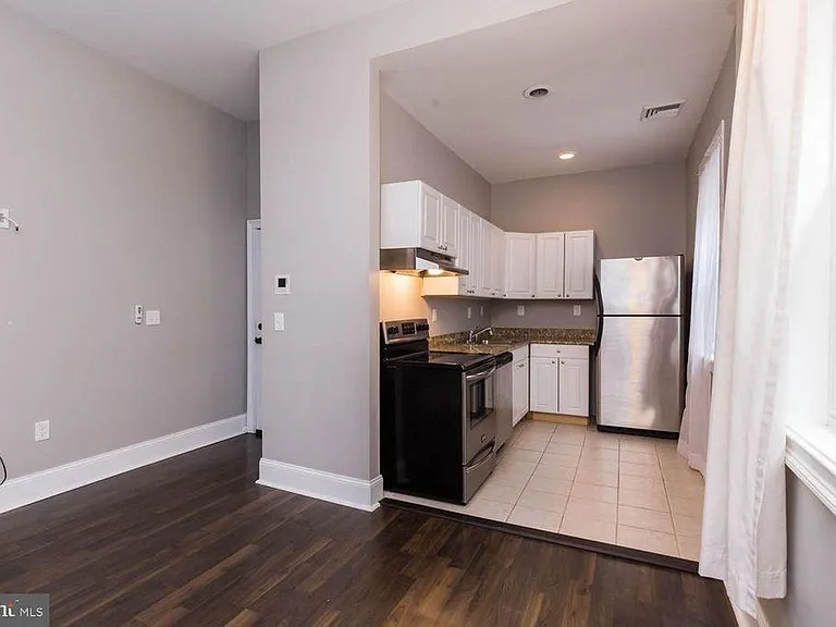 2107 Spruce St #2R — Photo 3