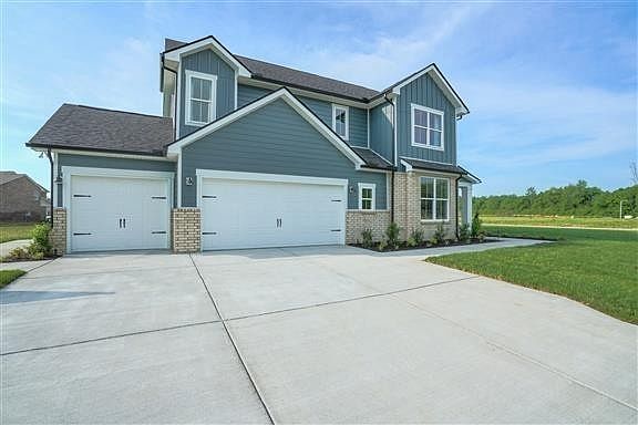 2nd image of 2527 Kingfisher Ln Lot 60