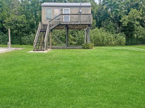 297 Caroline Dr, Pt Sulphur, LA 70083