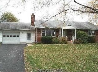 42851 Lucketts Rd, Leesburg, VA 20176