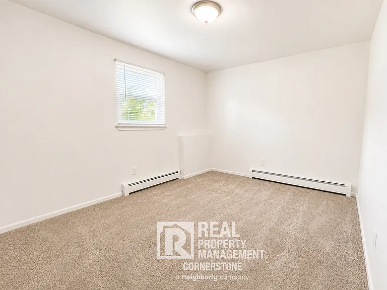 5723 E G Ave #4 — Photo 11