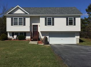 21 Glen Ridge Ln, Saint Albans, VT 05478