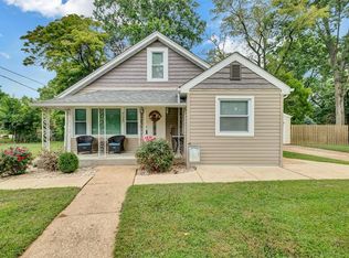 717 Midland Ave, Maryland Heights, MO 63043