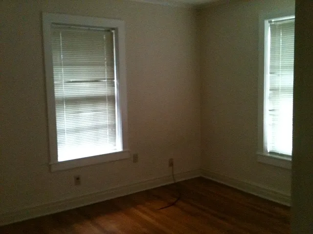 2 bed, 1000 sqft, $1,000 — Photo 2