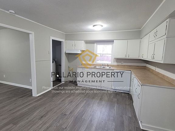5th image of 853 S Biltmore Ave