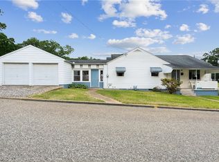 401 W 5th Ave, Derry, PA 15627