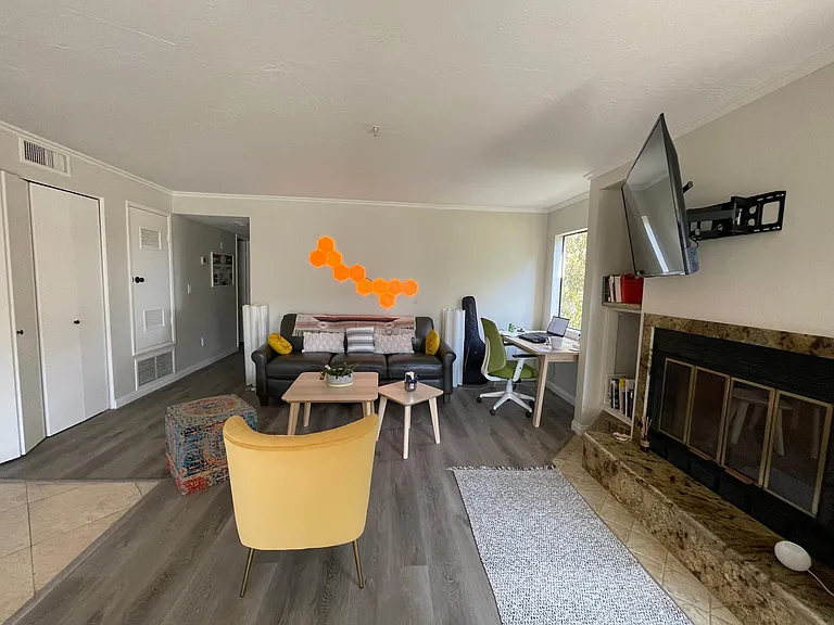 4055 Eagle St #202 — Photo 35