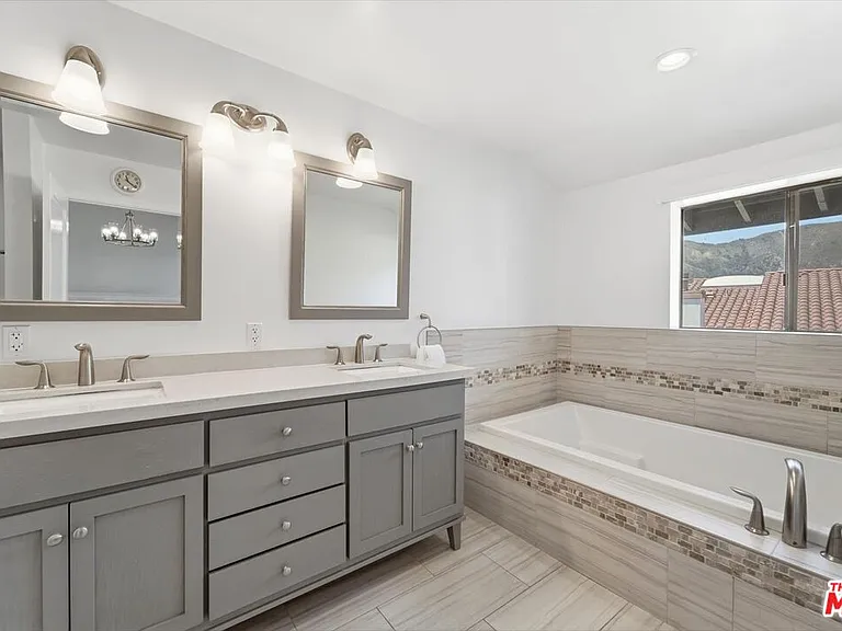 1544 Michael Ln — Photo 32