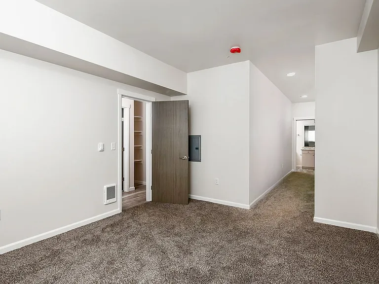 East Ridge Apartments — Photo 29