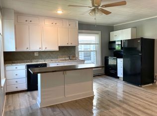 520 Main St FLOOR 2, Denver, PA 17517