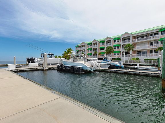 4th image of 5555 College Rd # Tarpon 4