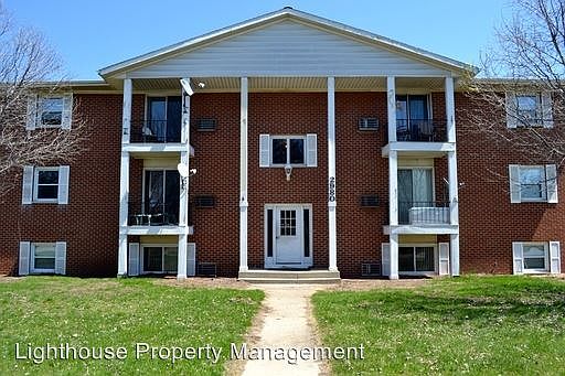 2nd image of 2980 Byron Center Ave SW APT 202