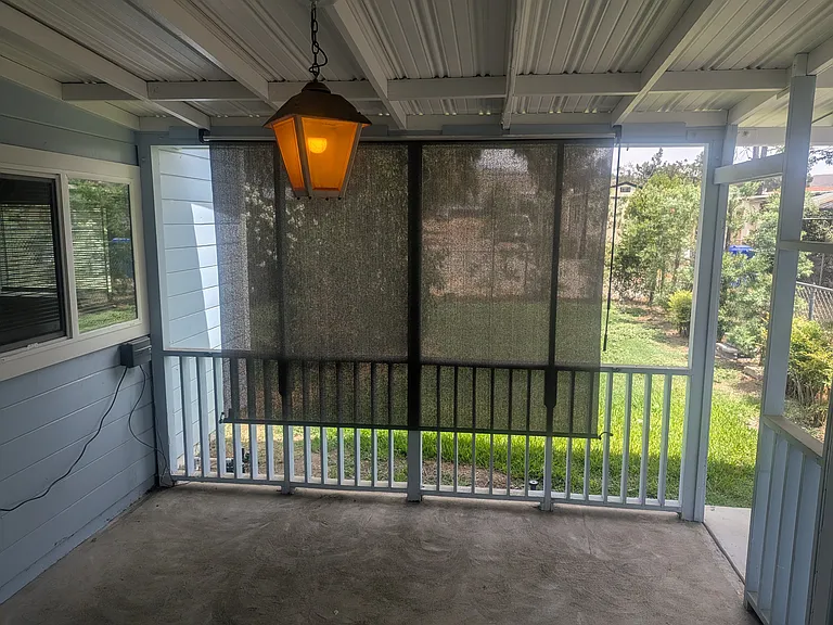 724 N Wabash Ave — Photo 2