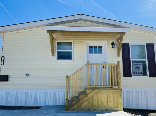 9 Poolside Dr #Po09, Rochester, NY 14625