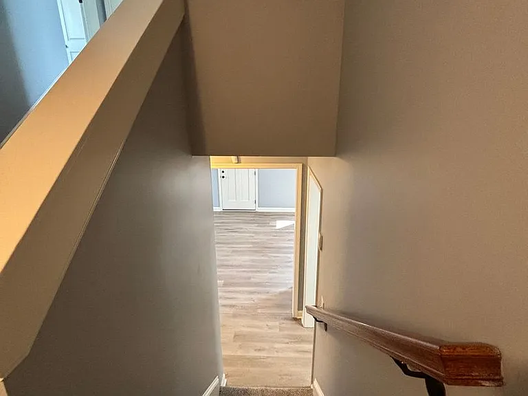221 Wardlaw St — Photo 7