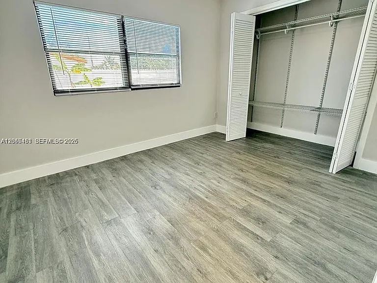 2240 N 57th Way — Photo 7