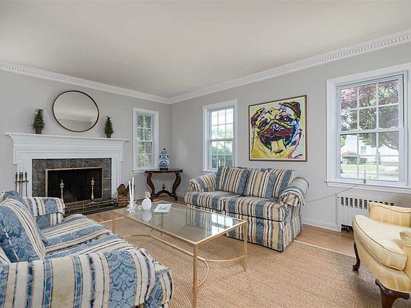 5th image of 32 Donald St