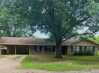 351 NE 10th St, Cooper, TX 75432