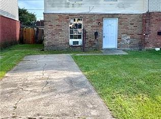 630 Commerce St, Gretna, LA 70056