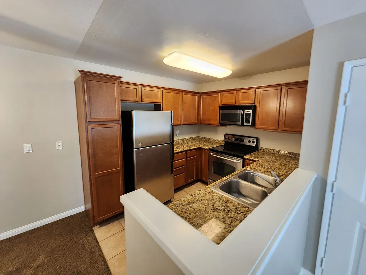Building Photo - 12191 Cuyamaca College Dr E #108