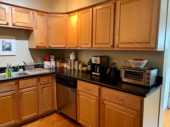 5th image of 4946 Walnut St APT 2N
