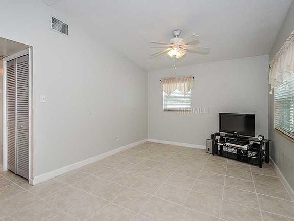 3rd image of 1036 Philippe Pkwy