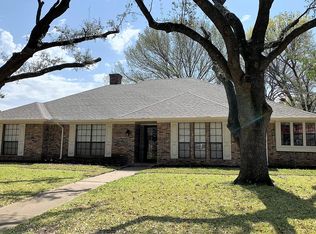 1420 Debon Dr, Plano, TX 75075