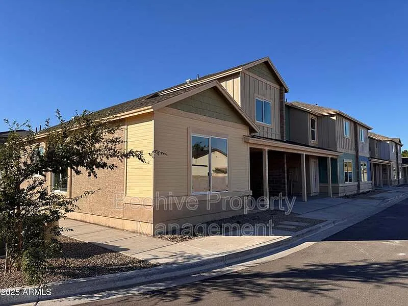 523 S Pasadena #111