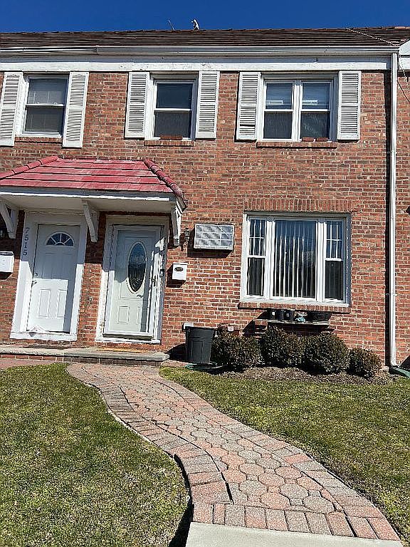 7517 Utopia Pkwy Flushing Ny 11366 Zillow