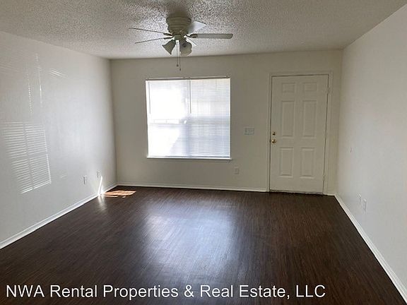 4th image of 837 S Erika Ave