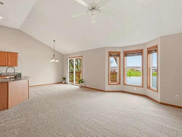 12786 Heritage Trl — Photo 19