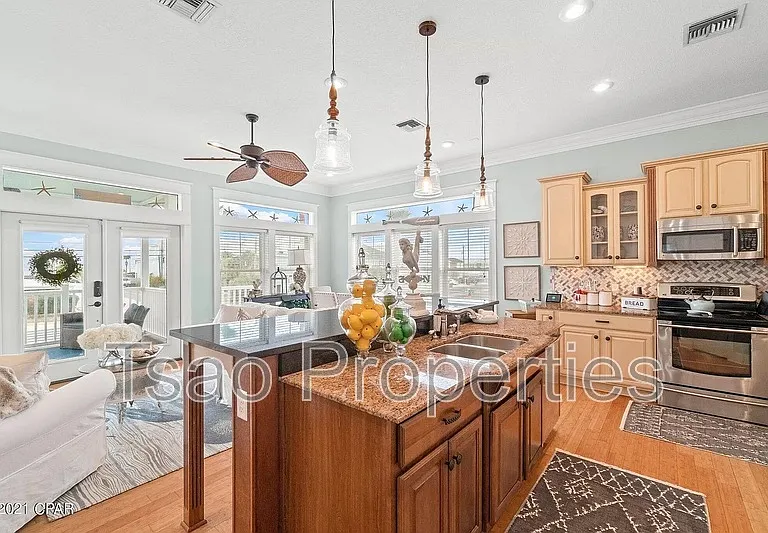 5324 Thomas Dr — Photo 9