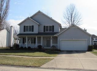 363 Carol Ln, Elyria, OH 44035